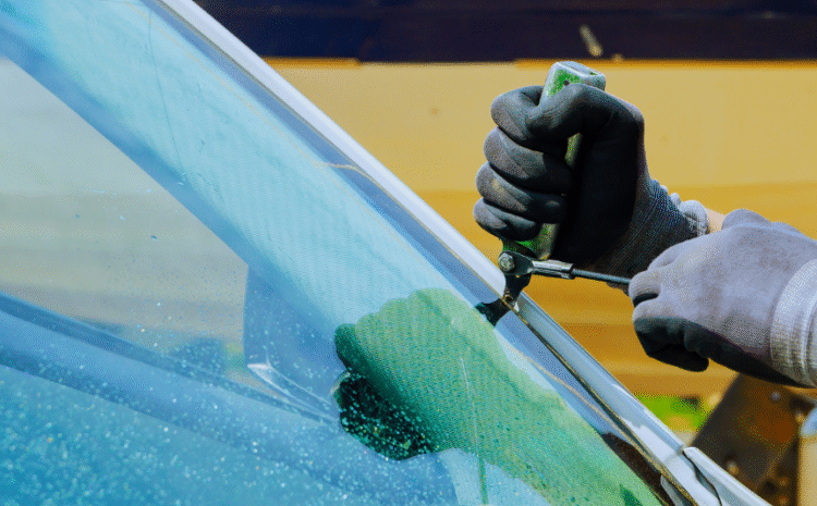  Windshield Repair vs. Replacement – Which One Do You Really Need ?